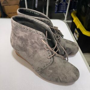 Grey Dr. Scholls Booties